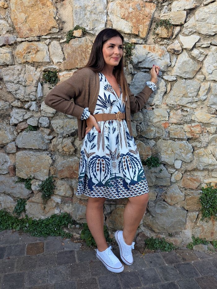 Robe Marseilles motif palmiers décolleté en V
Taille S/M - photo numéro 5