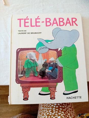 Livre babar 1989