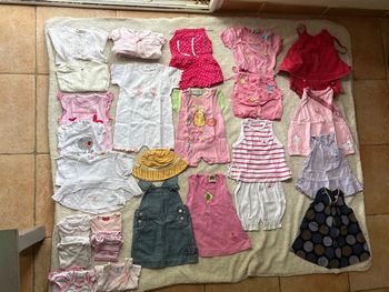 Lot de 33 vêtements en 3 mois