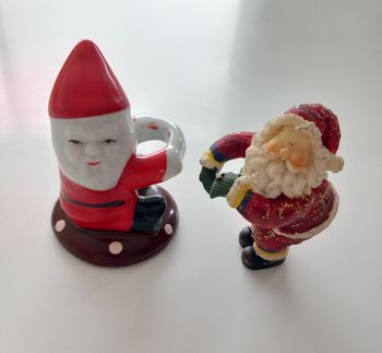 2 figurines père Noël 🎅