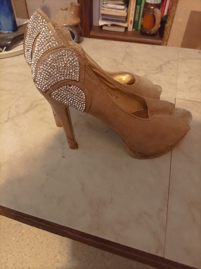 Escarpins talon - photo numéro 2