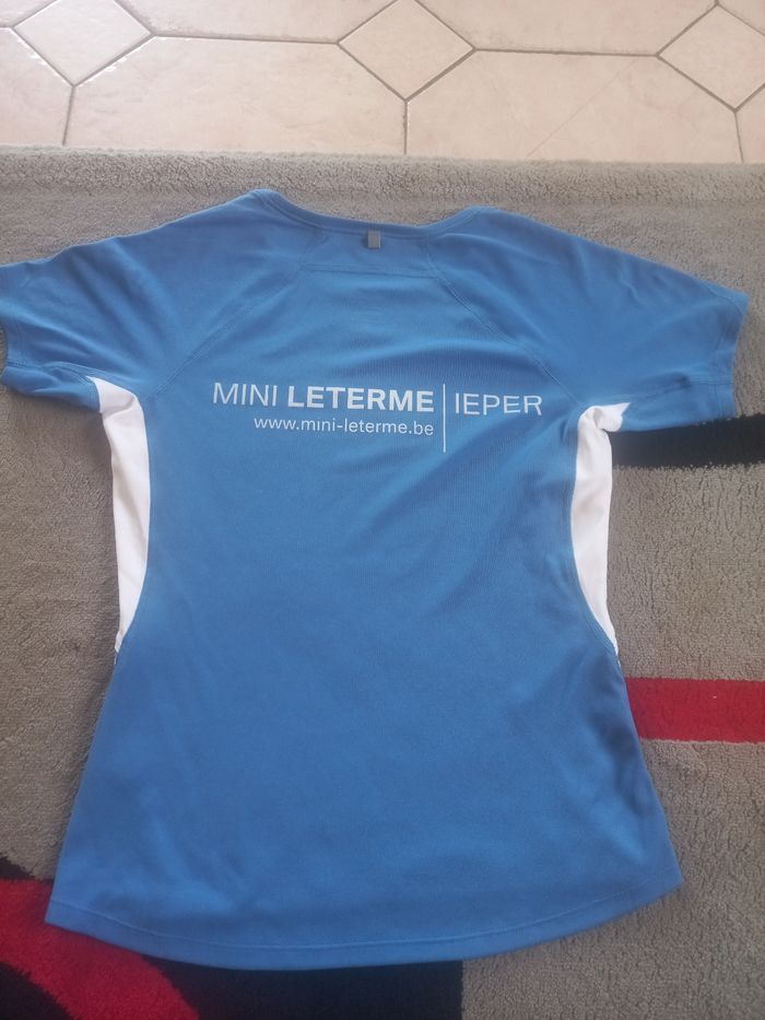 Tee-shirt femme sport dry fit Taille S NIKE - photo numéro 6