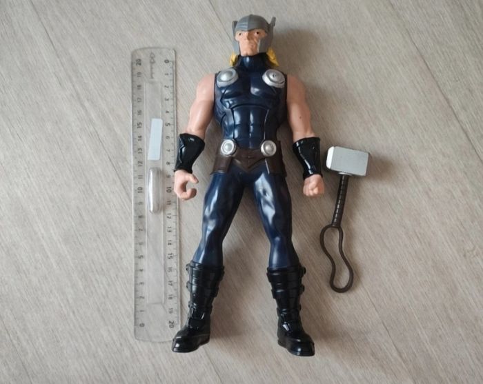 Figurine Thor