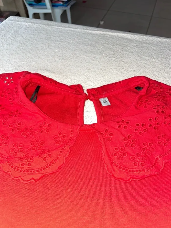 T-shirt col Claudine, dentelle, 10 ans, neuf - photo numéro 3