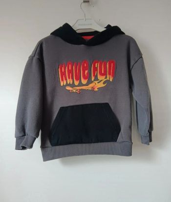 Pull garçon primark 5/6ans