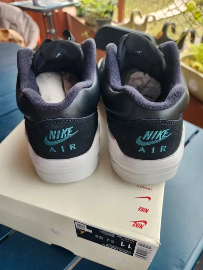 Jordan stadium 90 homme Taille 45 blanc noir neuves - photo numéro 6
