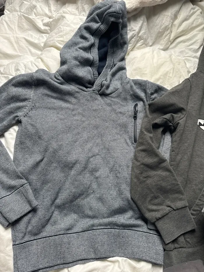Lot 4 sweat-shirt 8 ans garçon - photo numéro 5