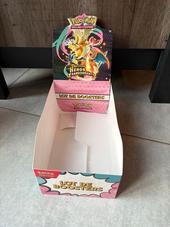 Display vide Bundle Pokémon ME2.5 Héros Transcendants Mega Evolution Fr