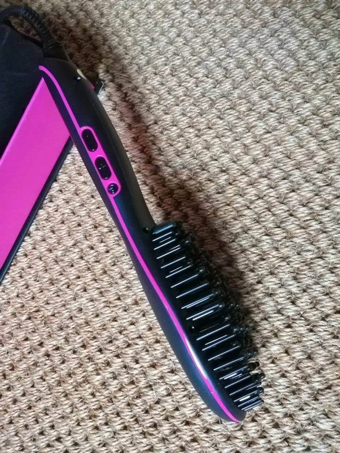 Brosse lissante chauffante - photo numéro 4