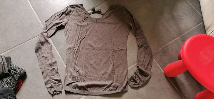 Pull léger les petites bombes - photo numéro 2