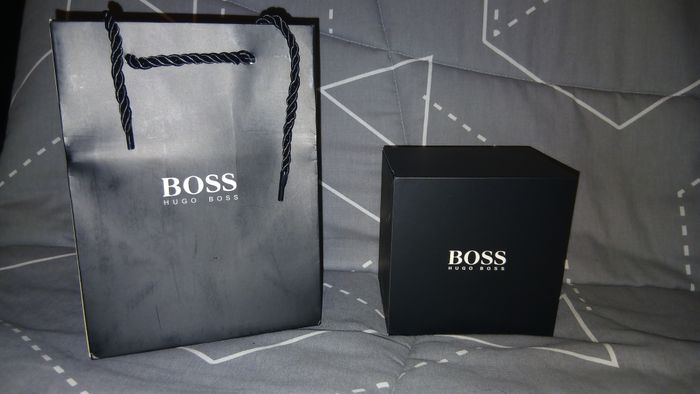 Montre Hugo BOSS Neuve - photo numéro 10