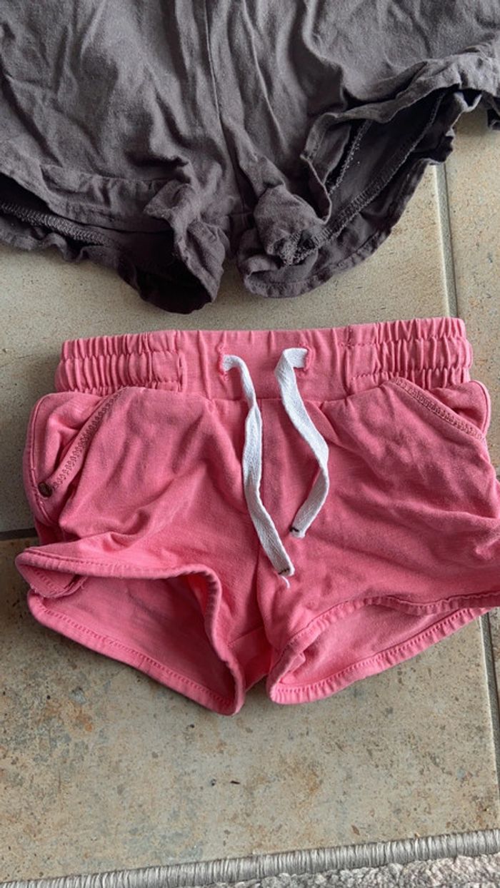 Lot short 2 ans - photo numéro 5