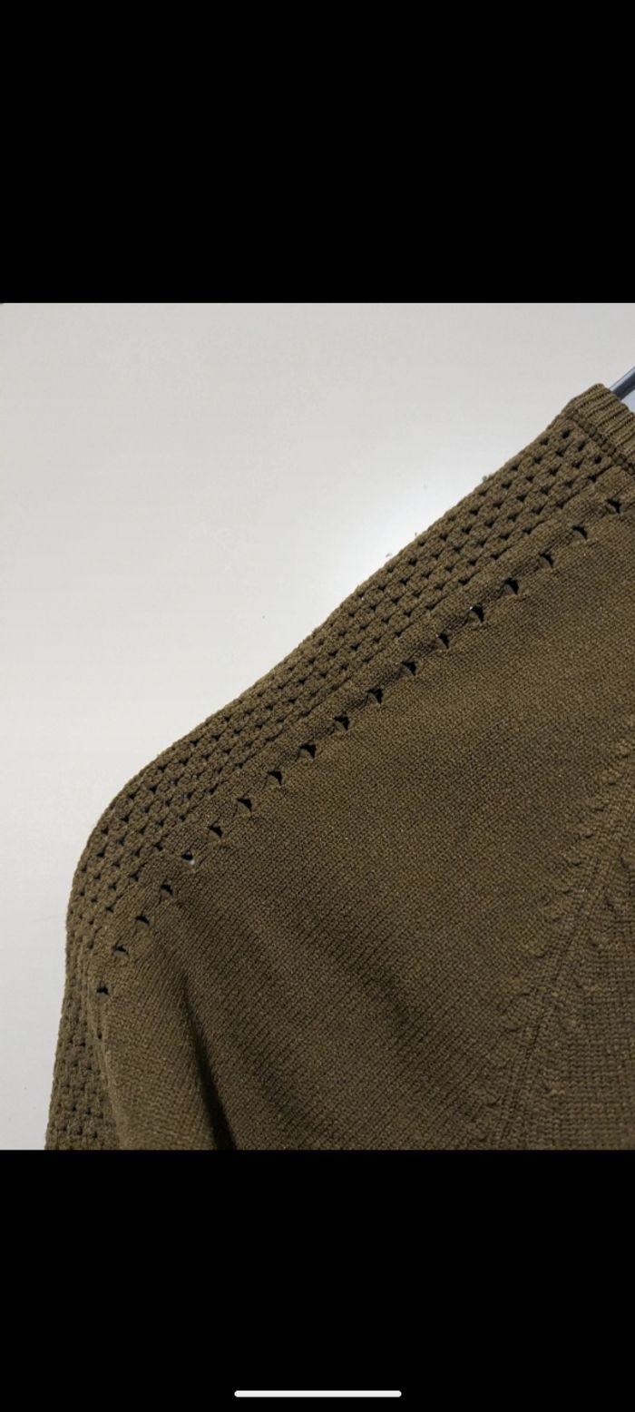 Pull H&M vert kaki. Taille 38 - photo numéro 2