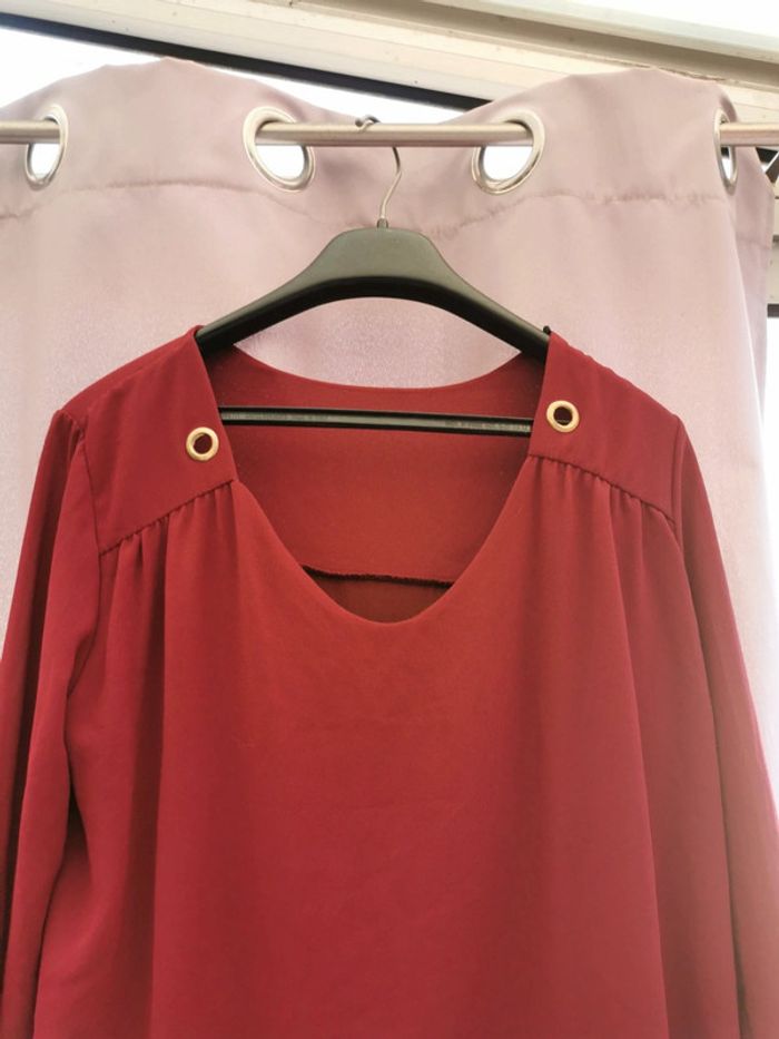 Blouse originale en 40 bordeaux oeillets - photo numéro 2