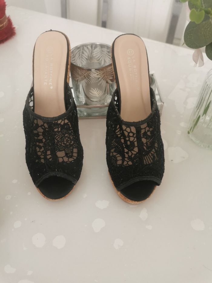 🖤🤍Jolie Paires De Mules Talon Compensé 🖤🤍 - photo numéro 2