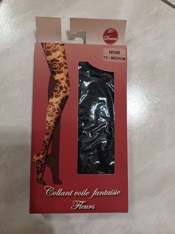 Collant fantaisie noir fleurs