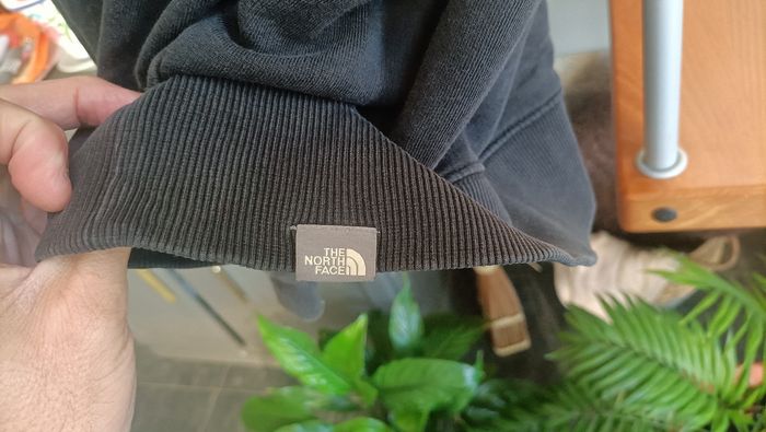 Pull léger manches longues the North face homme taille M - photo numéro 5