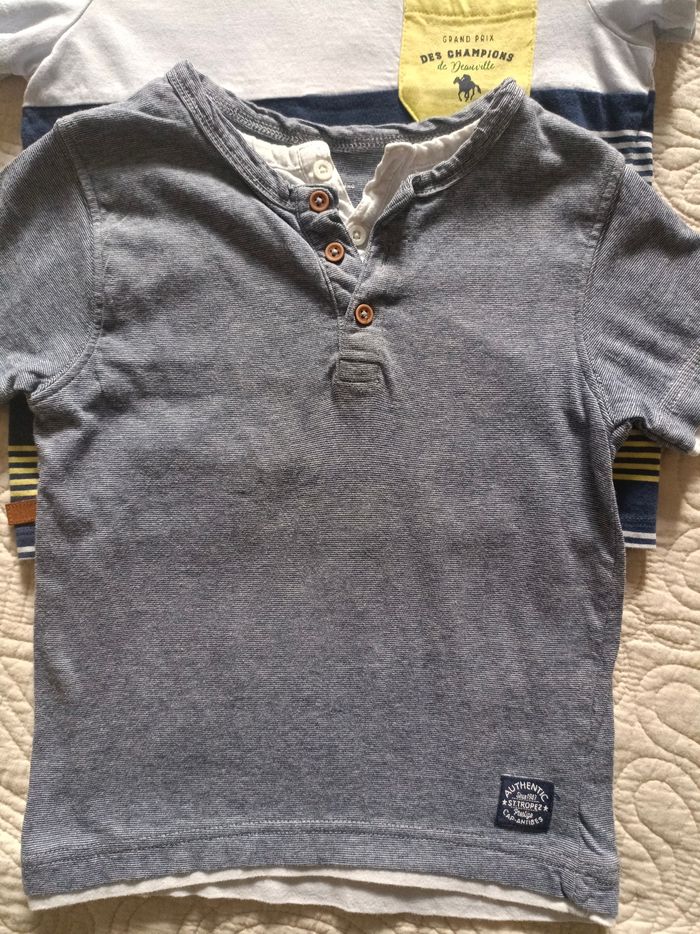 Lot de deux t-shirt taille 5 ans - photo numéro 2