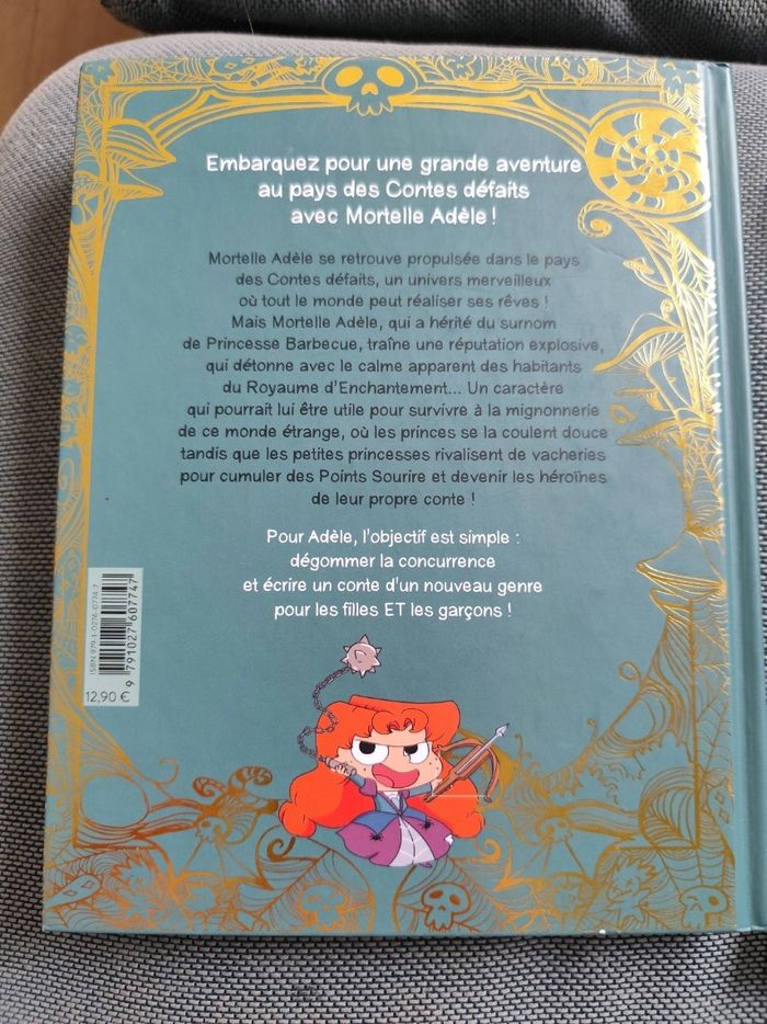 Lot 3 livres Mortelle adèle - photo numéro 4