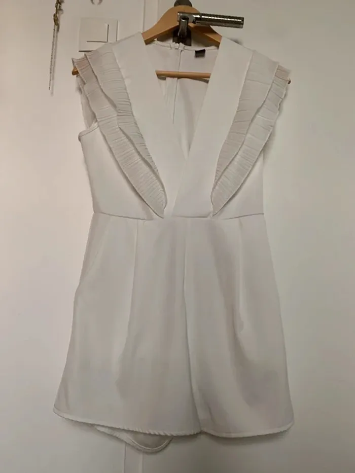 Combishort blanche volants Shein T.36 neuve
