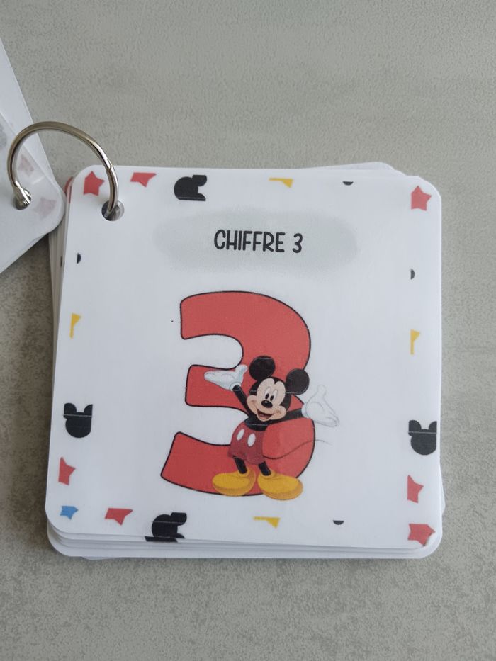 Imagier des chiffres avec Mickey - photo numéro 5