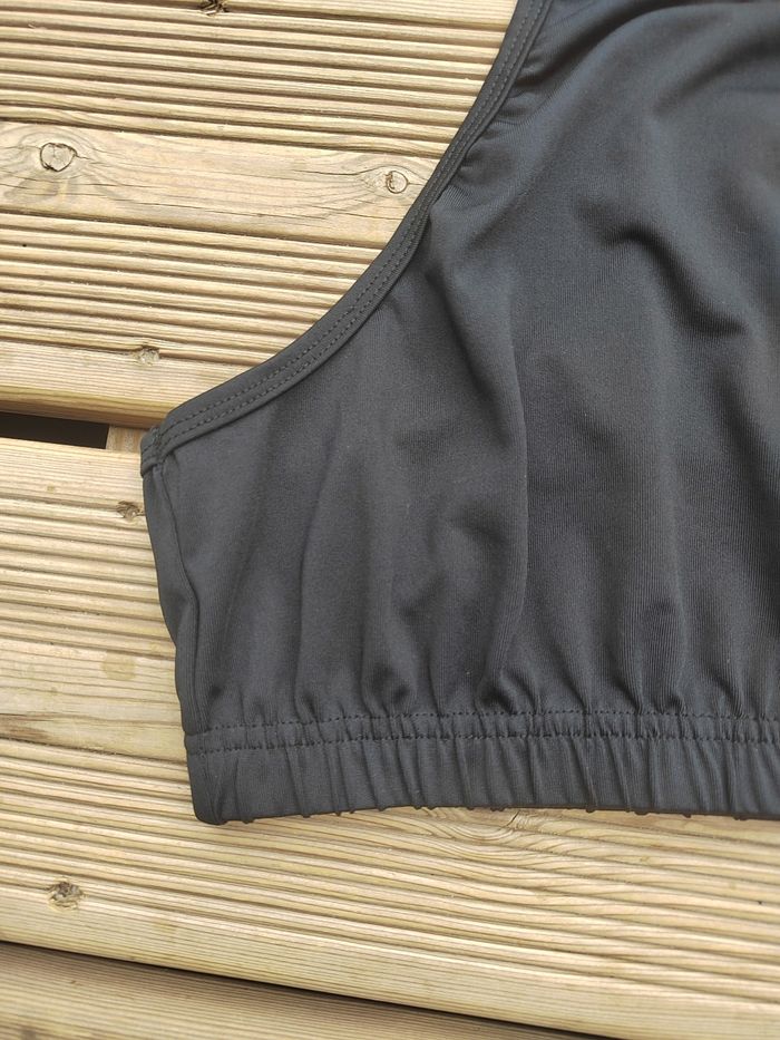 Brassière de sport noir femme – Taille L – Crivit sports – État impeccable - photo numéro 2