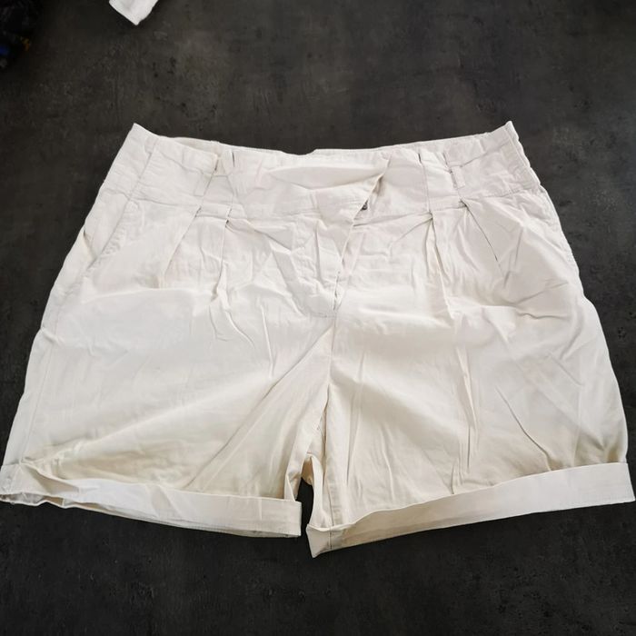 Short Zara M