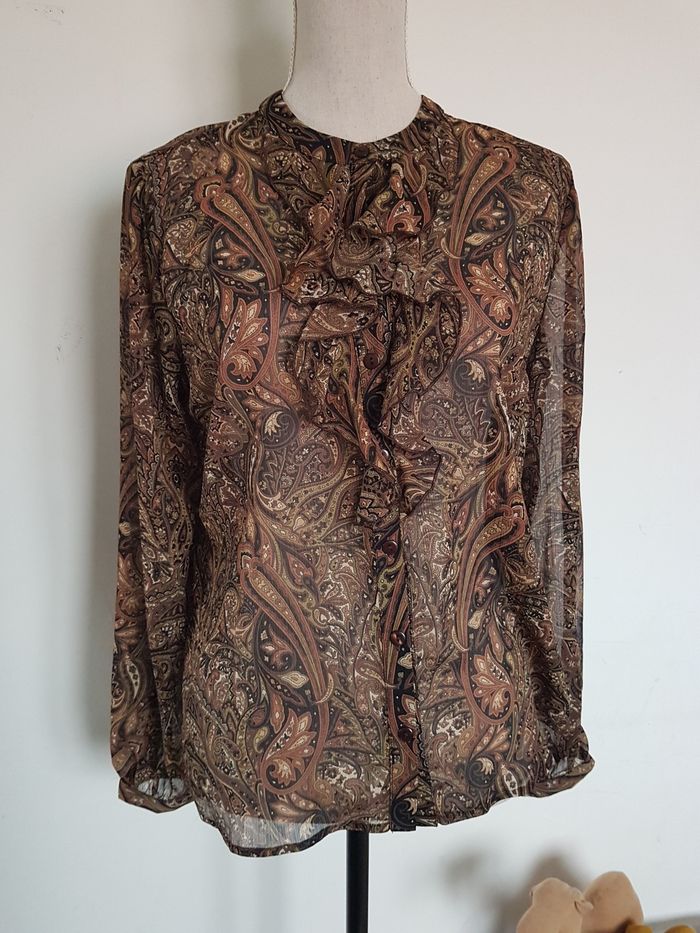 Chemisier voile transparent motifs cachemire marrons et noirs, aisselles 51 cm, Celaia, taille 42