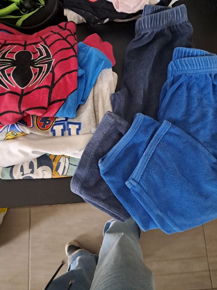 Hauts et bas de Pyjamas d'occasion - photo numéro 2