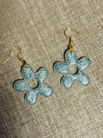 Boucles fleur bleue 