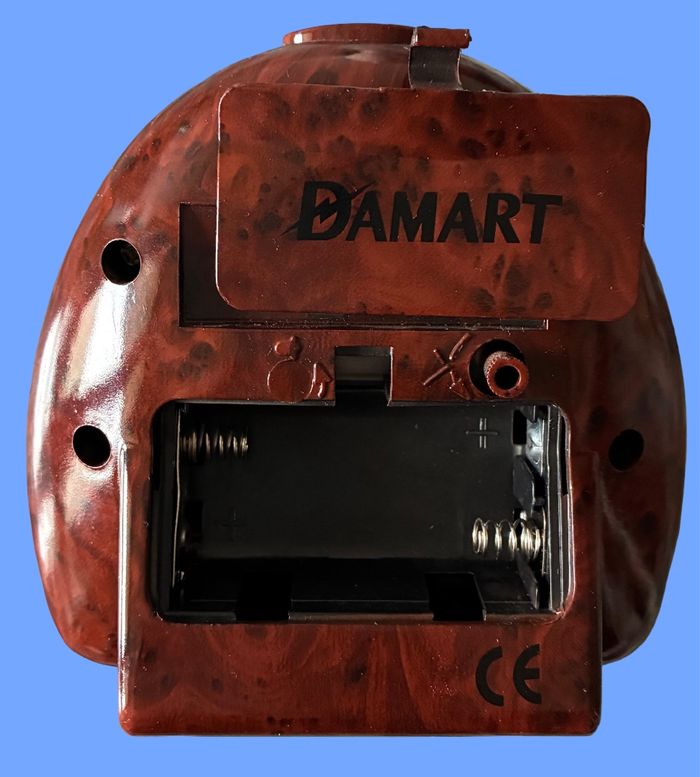 Petit réveil digital et à aiguilles, à piles - photo numéro 4