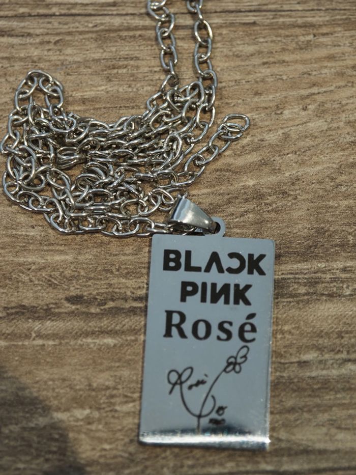 Collier Blackpink Rosé