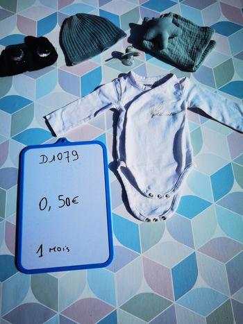 D1079 - body garçon blanc 1 mois