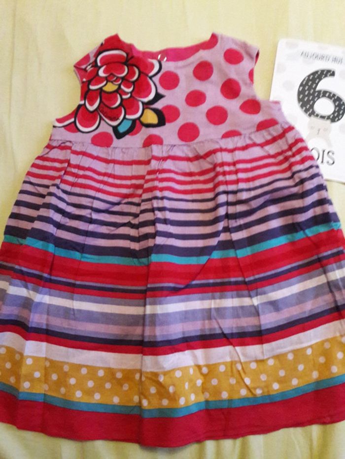 Robe graphique Catimini 6m neuve