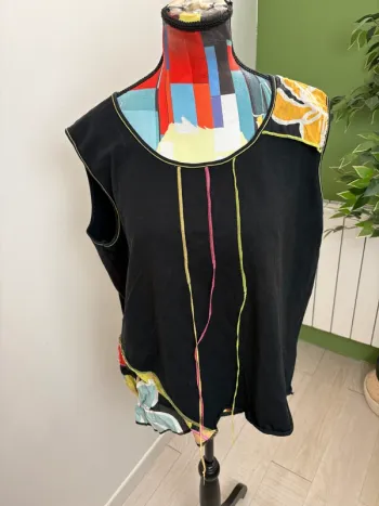 Débardeur Saint Charles | Noir avec motifs | Taille 48