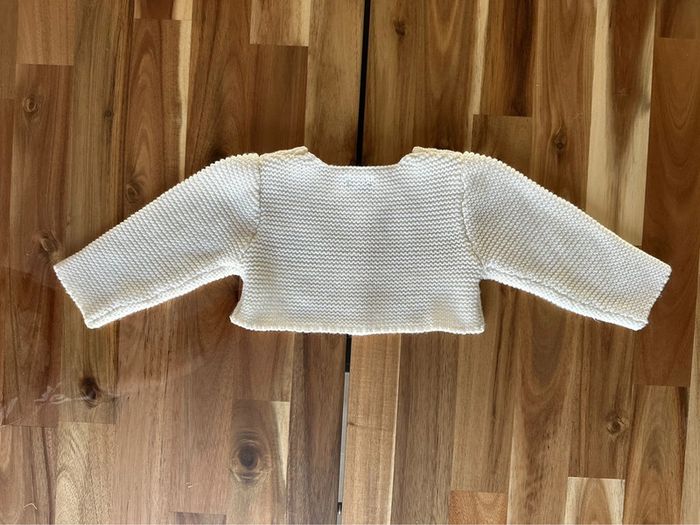 Gilet Court Tricot Kiabi 9 Mois - photo numéro 3