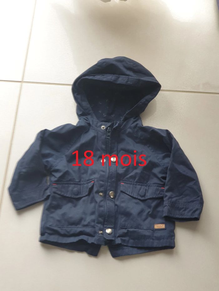 1 blouson coupe vent bleu printemps marque kiabi 18 mois 77-82 cm