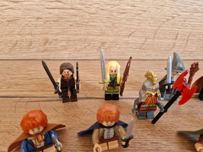Figurines type lego 9 membres de la communauté de l'anneau seigneur des anneaux - photo numéro 7