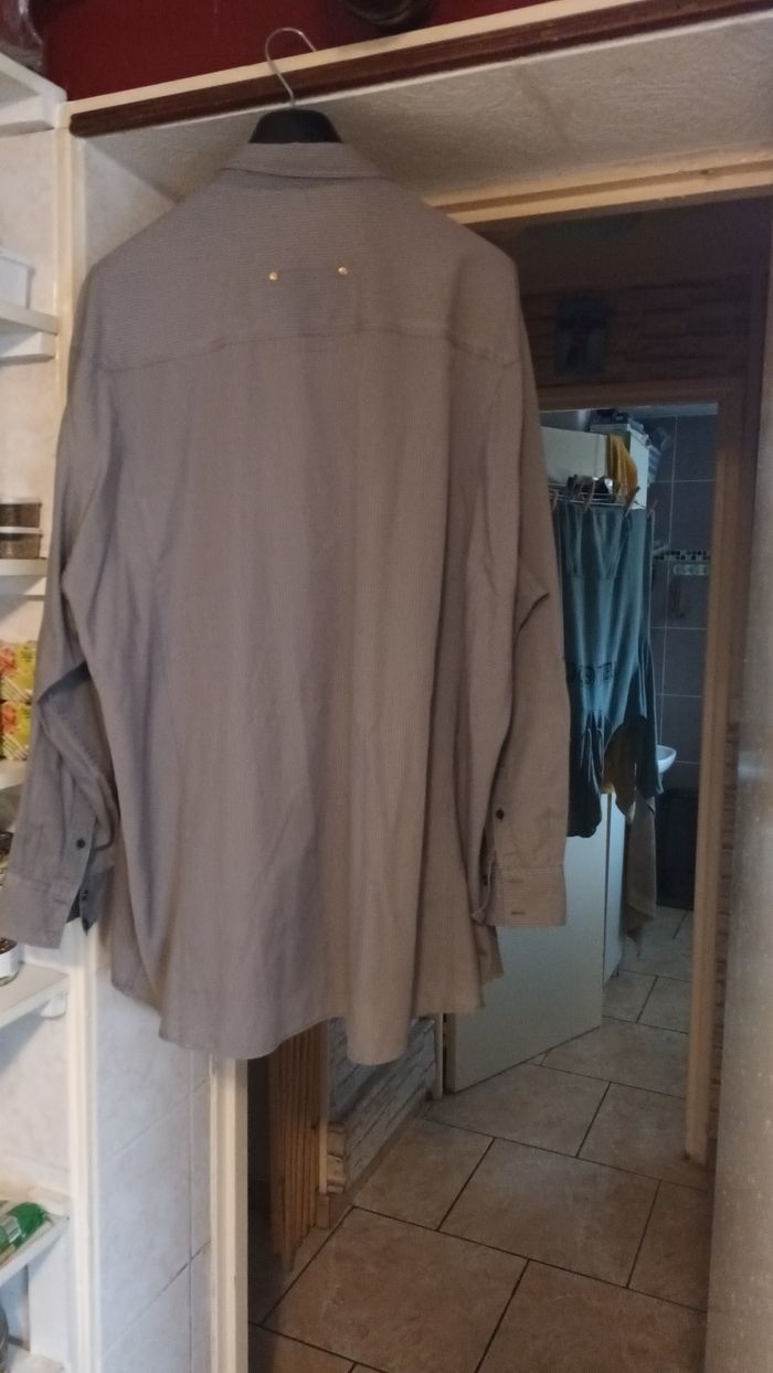 Chemise - photo numéro 5