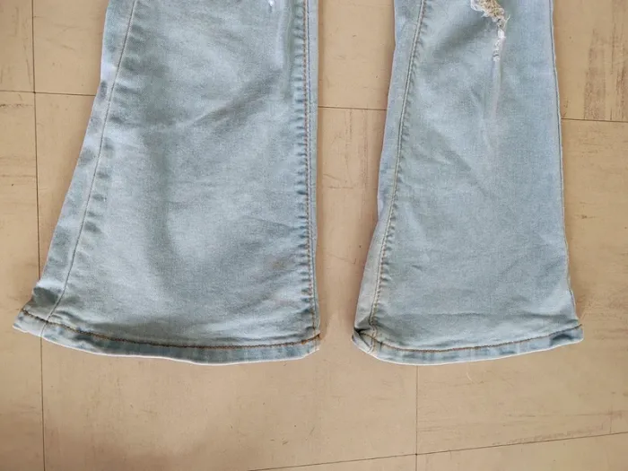 Jeans pattes éléphant - photo numéro 3