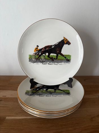 Vintage ensemble de 5 assiettes à dessert chevaux Masina Reine du Trotting