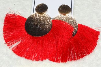 Boucles d’oreilles rouges et dore neuves sans nickel