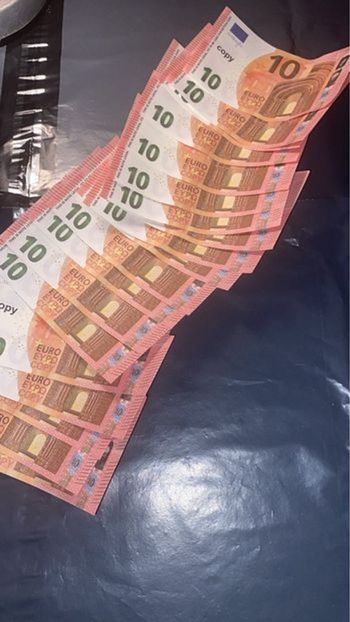 Faux billets pour jouer 