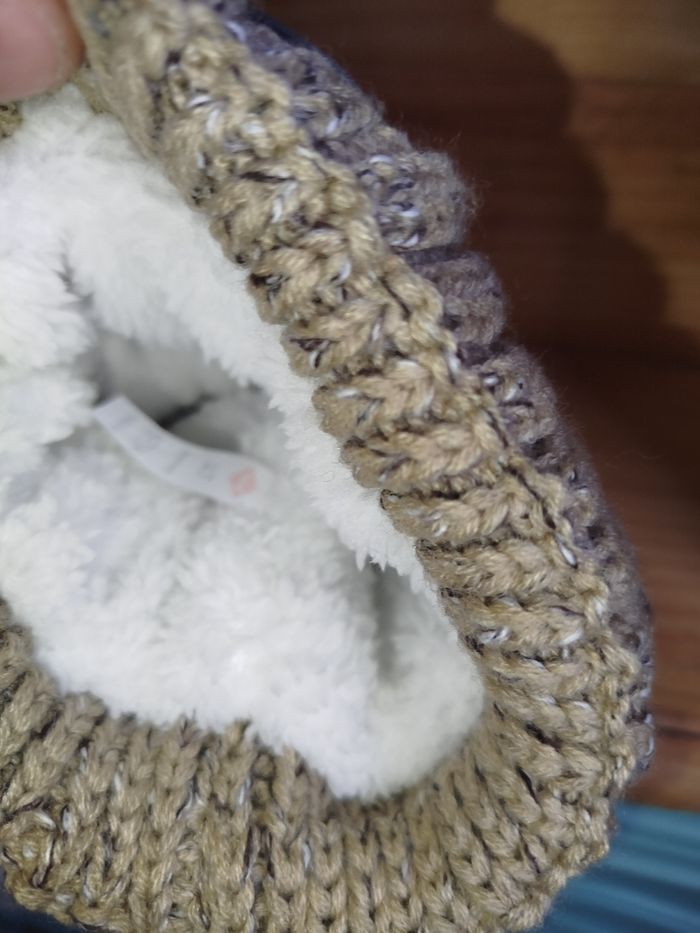 Bonnet hiver ❄️ mixte T.u avec pompon - photo numéro 2