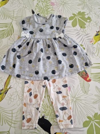 Ensemble robe manches courtes + leeging taille 12 mois