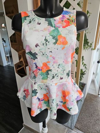 Superbe blouse fleurie taille S