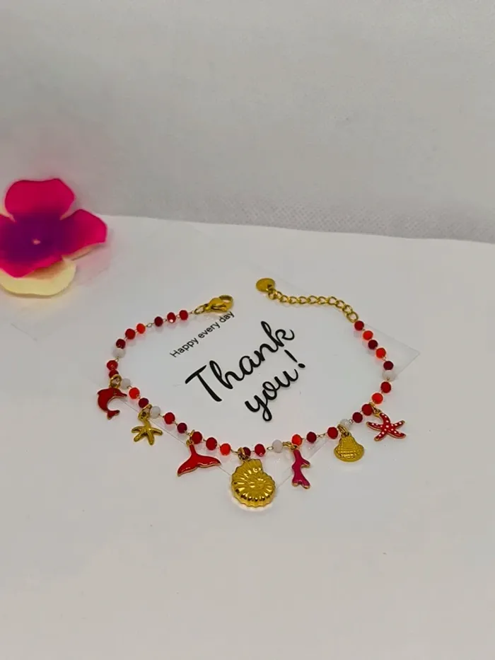 Bracelet doré et rouge avec perles de cristal et breloques de la mer - photo numéro 6