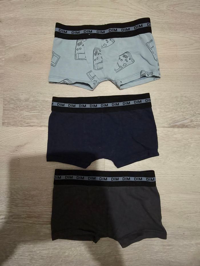 Lot de 3 boxers DIM Garçon 6 ans - Bleu/Motifs - Très Bon État