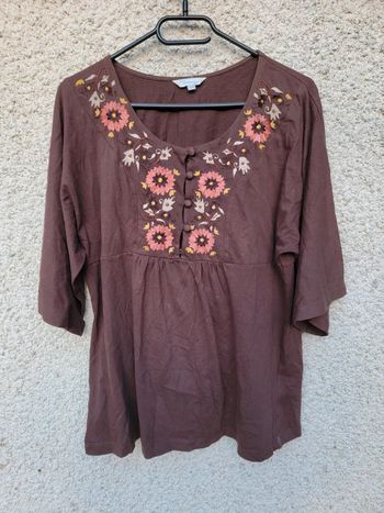 T-shirt haut à motif fleuri vintage chic