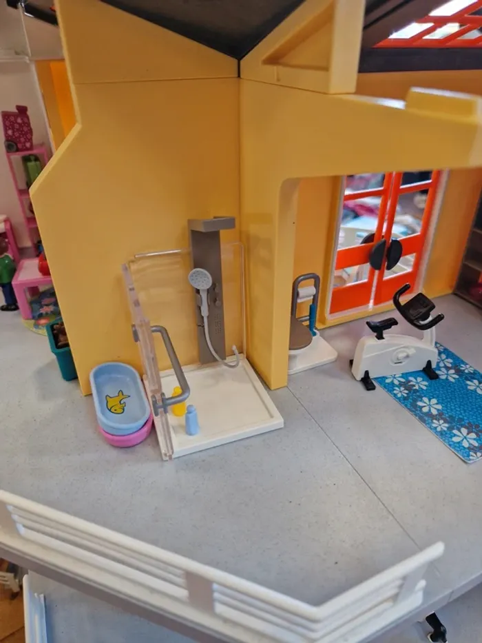 Maison playmobil 3 étages - photo numéro 9